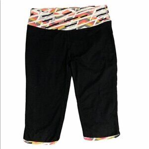 Fabletics Geometry Design Capri Leggings- Size XS